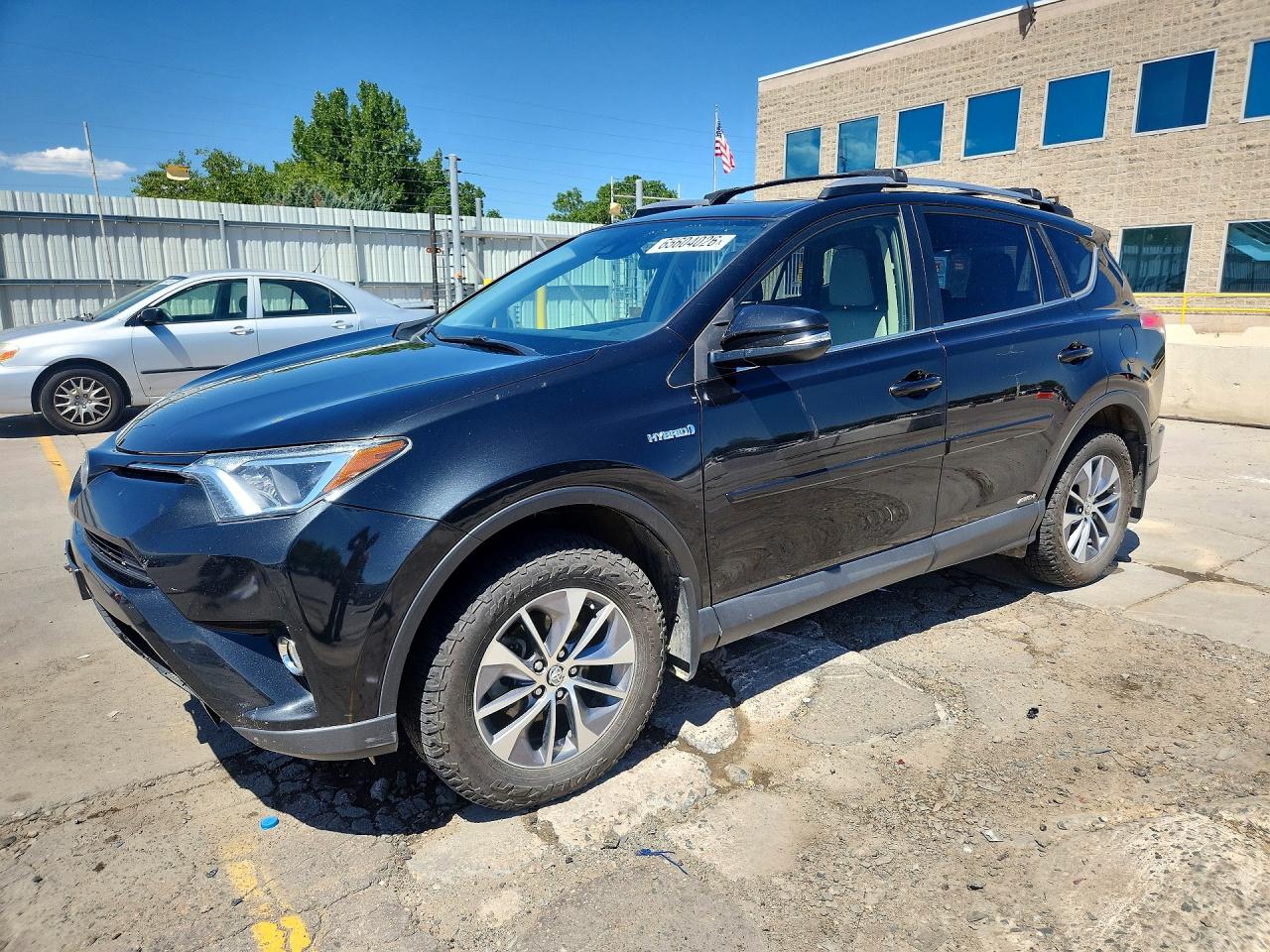 JTMRJREV3HD111336 · 2017 TOYOTA RAV4 HYBRID