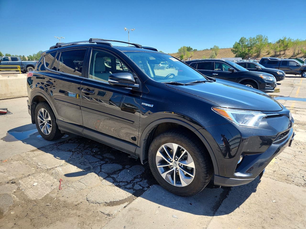 JTMRJREV3HD111336 · 2017 TOYOTA RAV4 HYBRID · 4/13