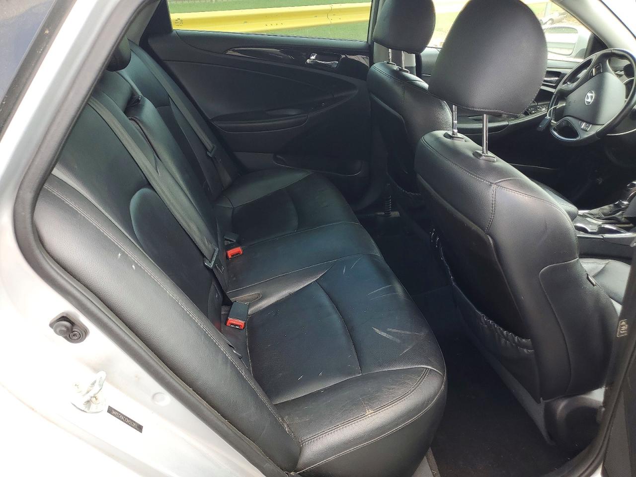 5NPEC4AC1DH512811 · 2013 HYUNDAI SONATA · 10/12