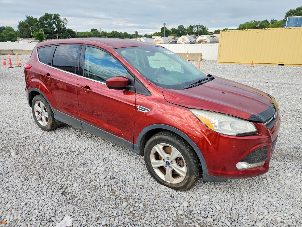 1FMCU9GX2GUB21152 · 2016 FORD ESCAPE · 4/13