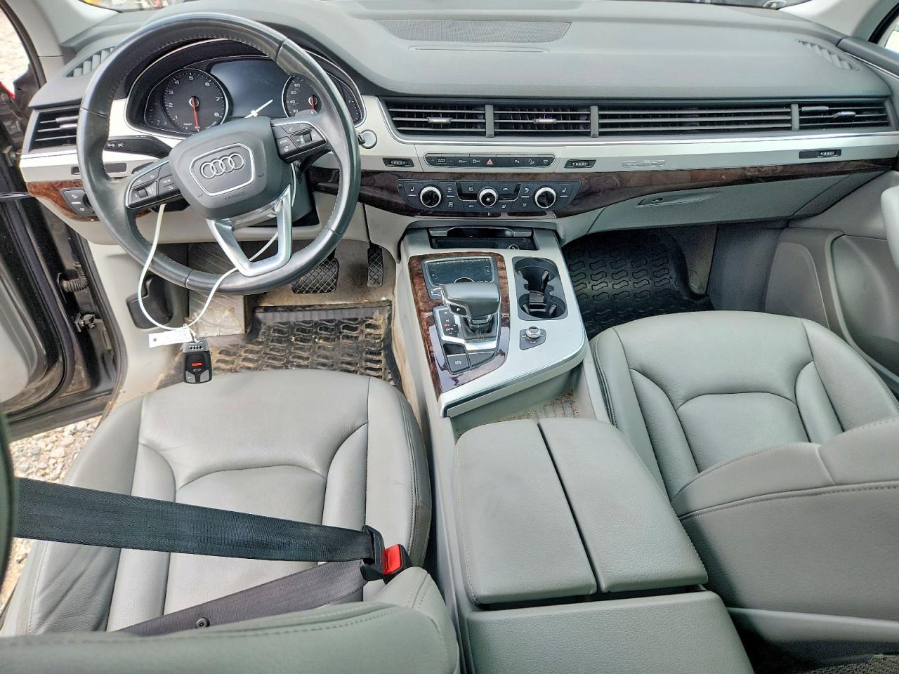 WA1AHAF71KD017063 · 2019 AUDI Q7 · 8/13