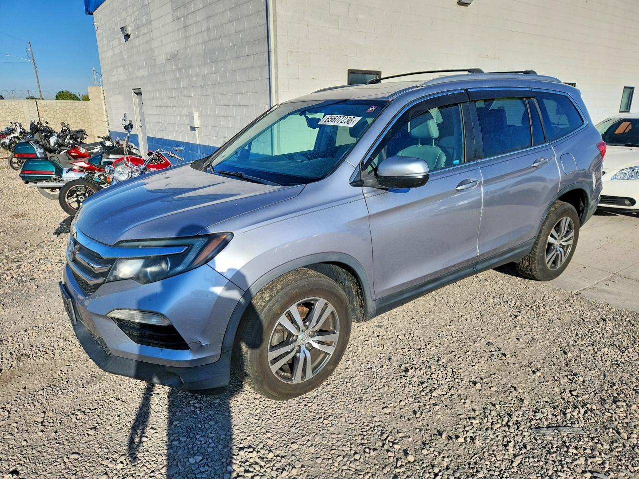 5FNYF6H56GB009429 · 2016 HONDA PILOT