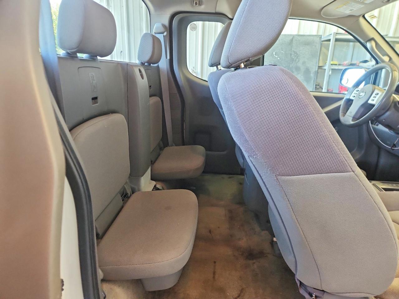 1N6BD0CT7FN732623 · 2015 NISSAN FRONTIER · 10/12