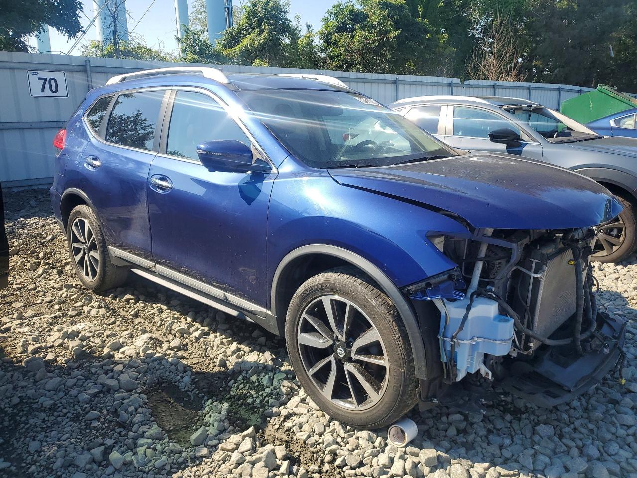 JN8AT2MVXHW018113 · 2017 NISSAN ROGUE · 4/13