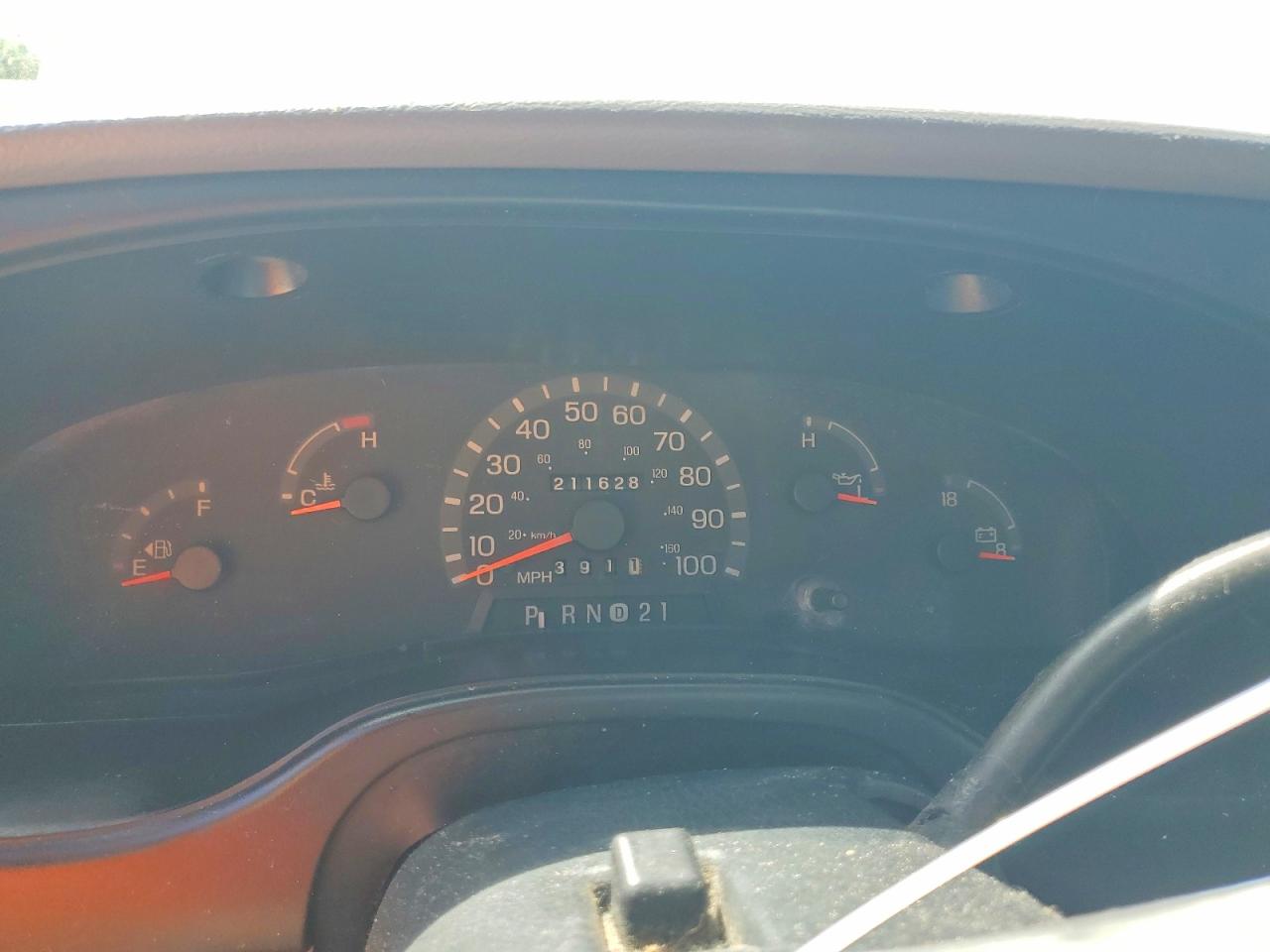 1FTRE14251HB75955 · 2001 FORD E150 · 9/14
