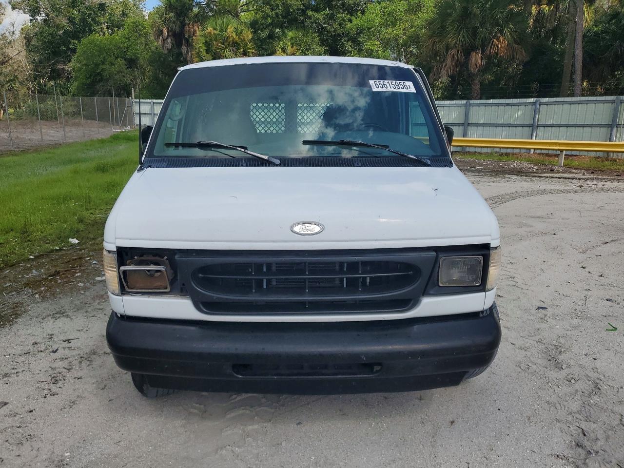 1FTRE14251HB75955 · 2001 FORD E150 · 5/14