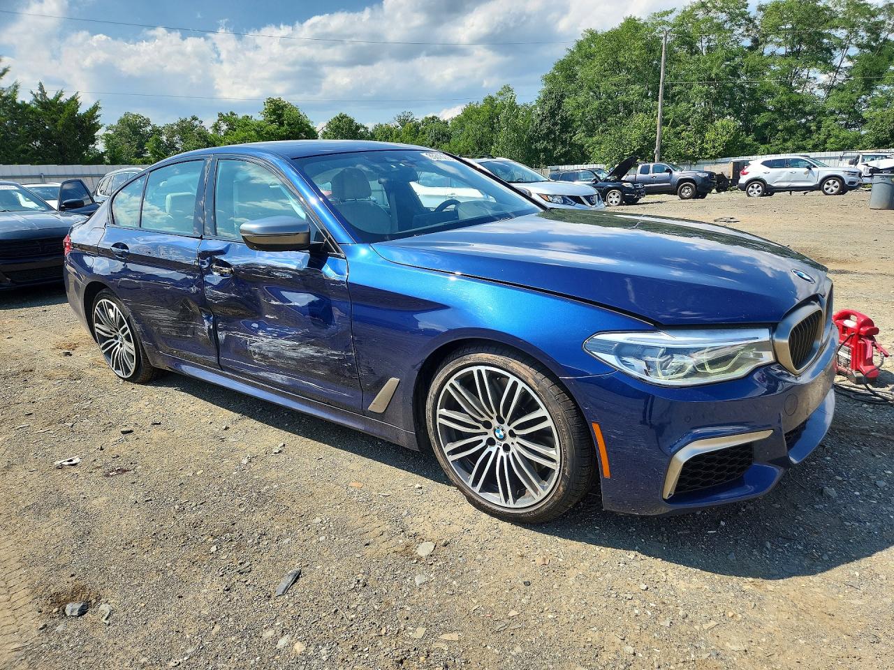 WBAJB9C53KB288918 · 2019 BMW M550XI · 4/12