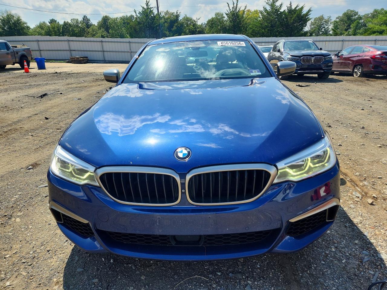 WBAJB9C53KB288918 · 2019 BMW M550XI · 5/12