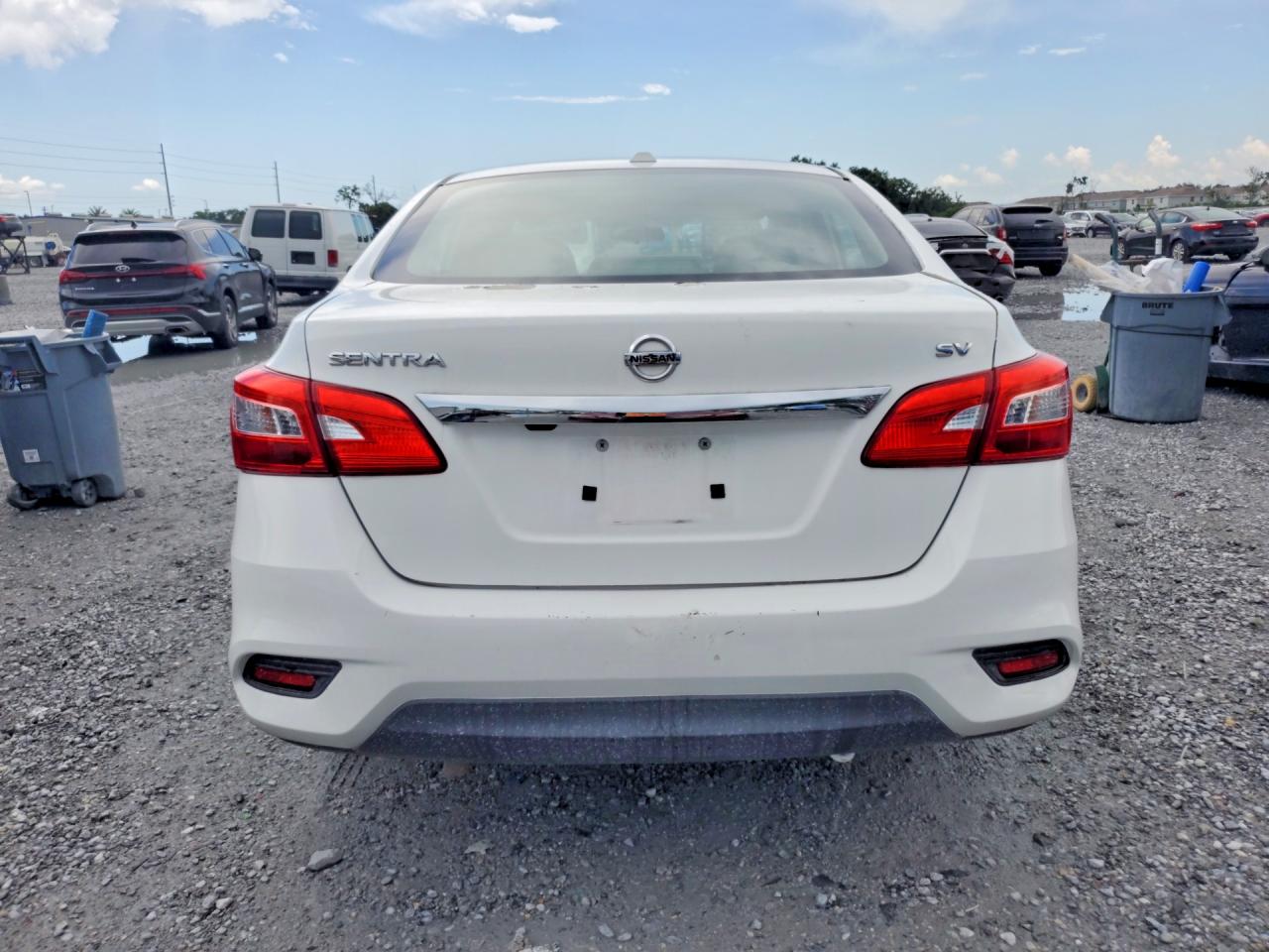3N1AB7AP1HY381395 · 2017 NISSAN SENTRA · 6/12
