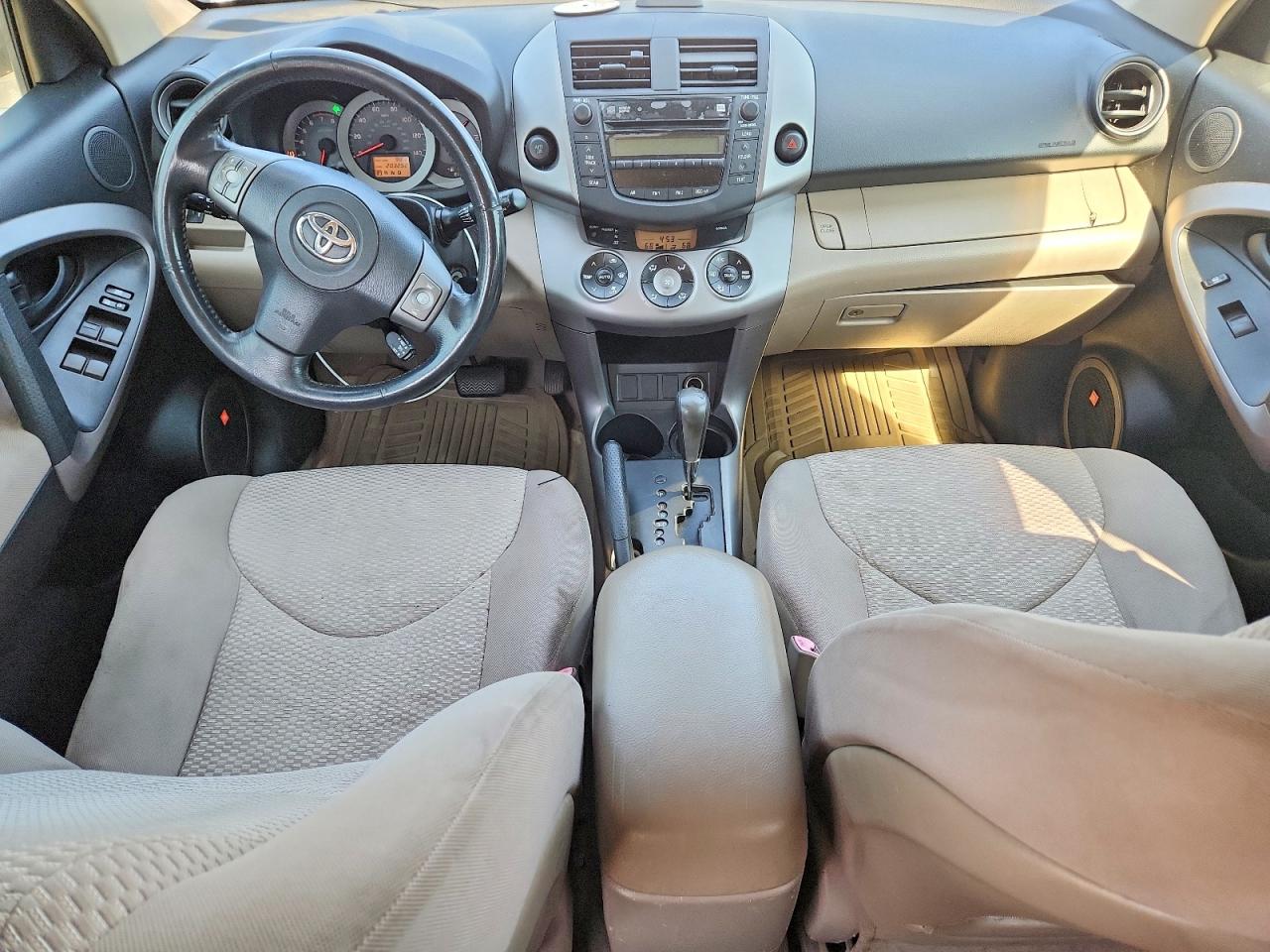 JTMZD31V476045957 · 2007 TOYOTA RAV4 · 8/12