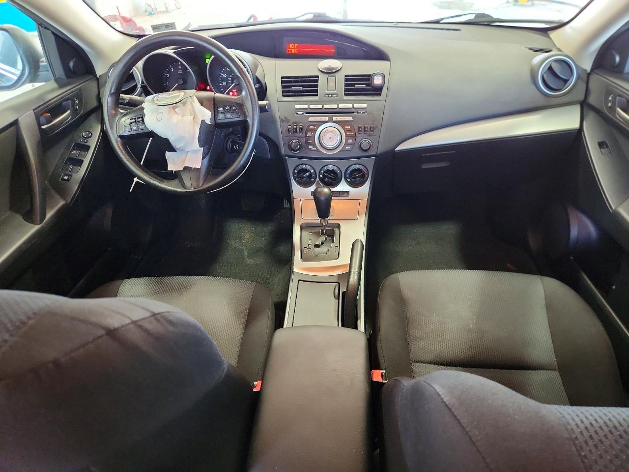 JM1BL1SG9A1329520 · 2010 MAZDA 3 · 8/12