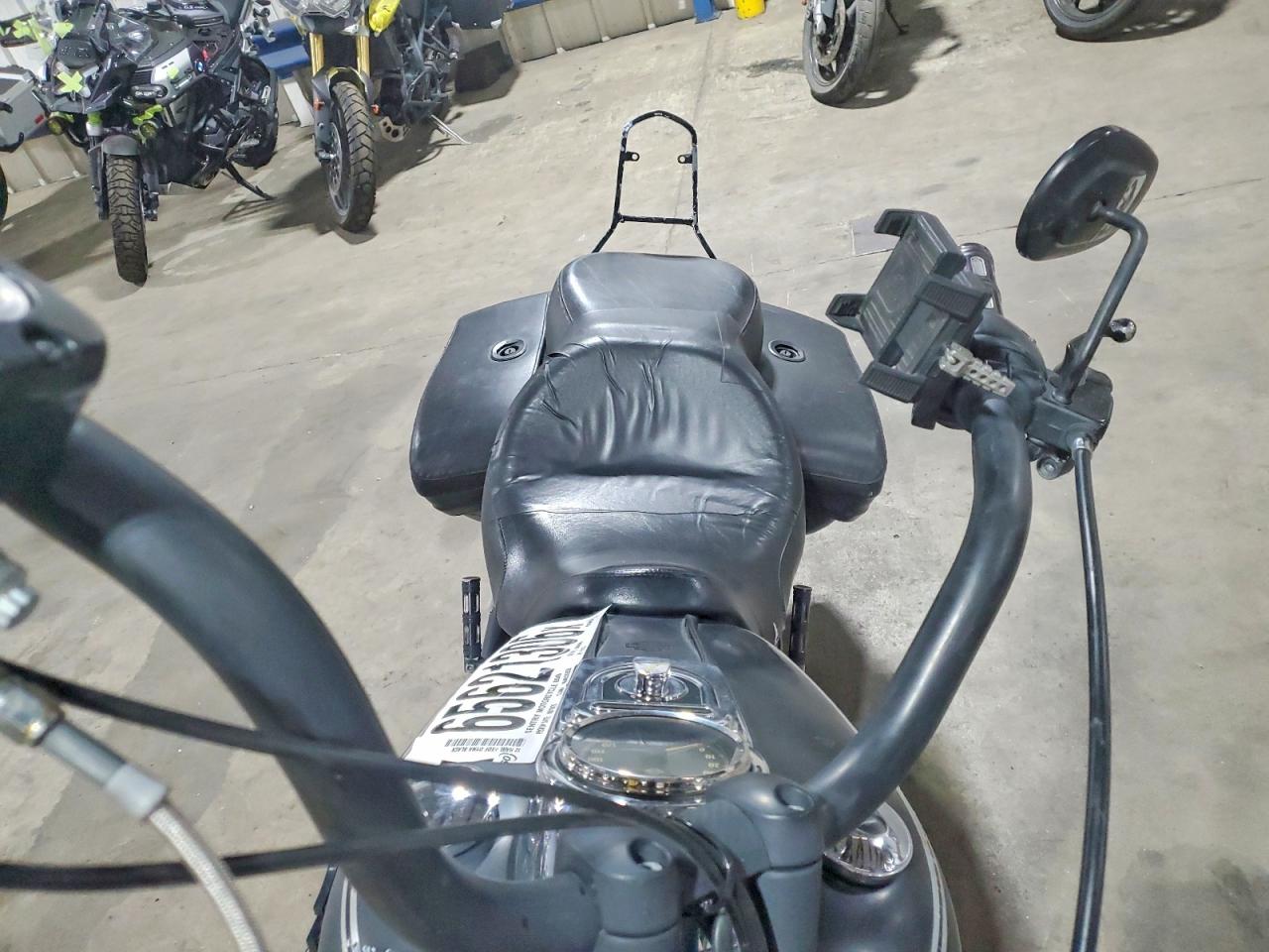 1HD1GYM18CC313137 · 2012 HARLEY-DAVIDSON FXDF · 5/9