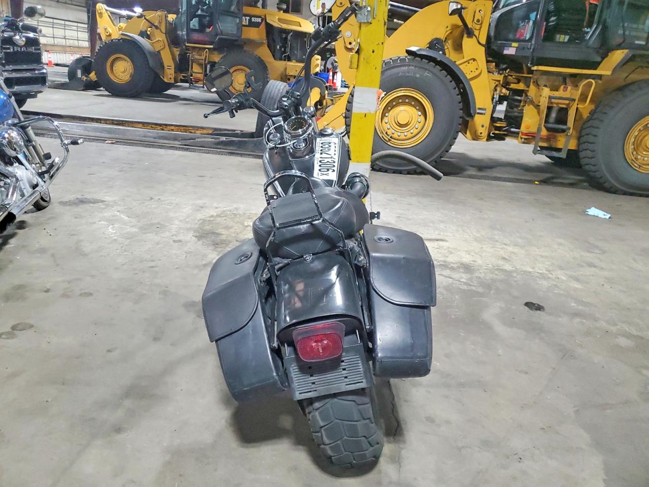 1HD1GYM18CC313137 · 2012 HARLEY-DAVIDSON FXDF · 4/9