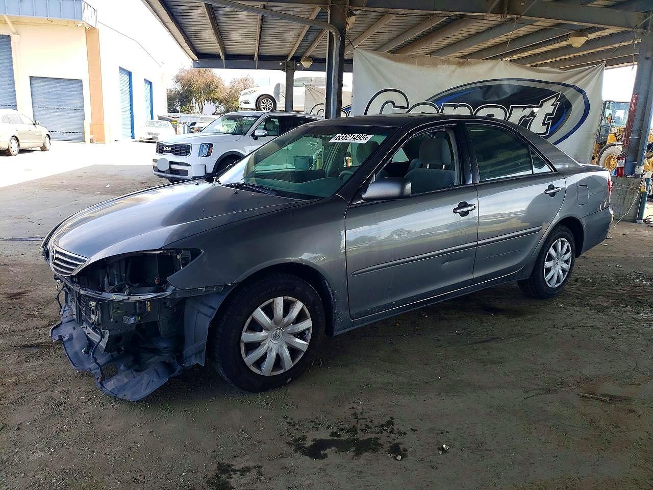 4T1BE30K75U590996 · 2005 TOYOTA CAMRY