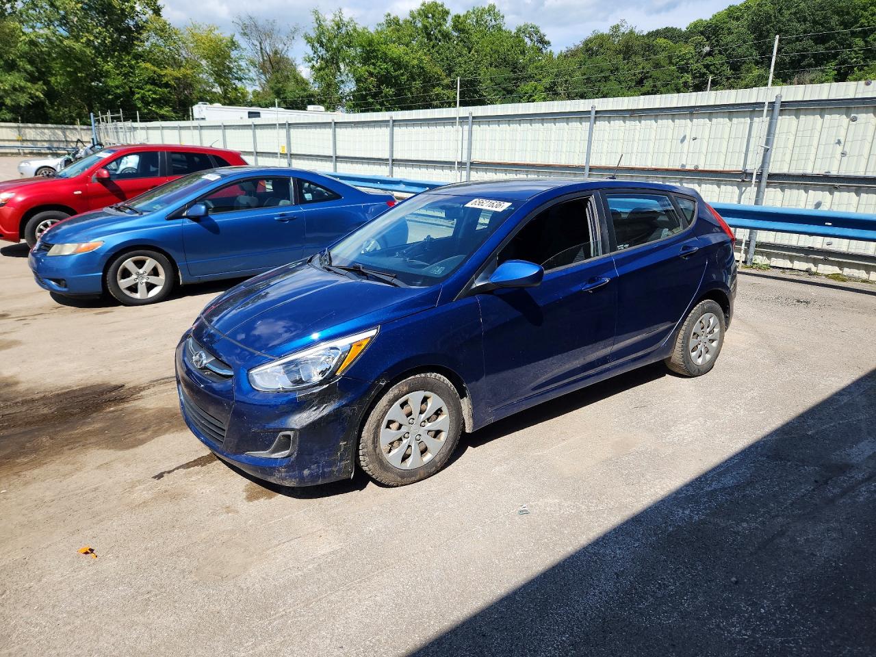KMHCT5AE3GU264887 · 2016 HYUNDAI ACCENT