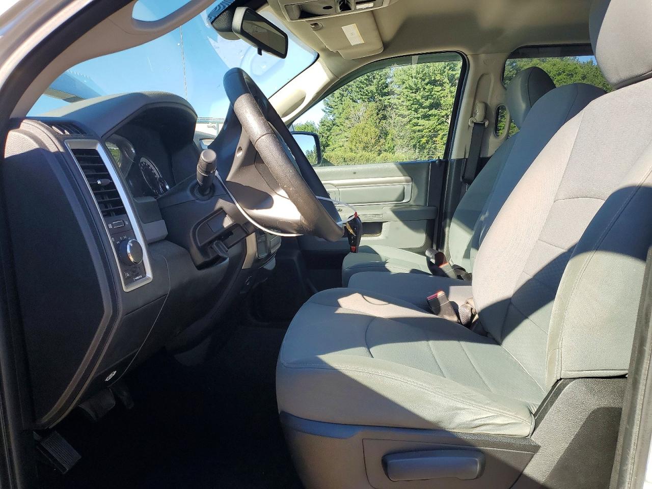 1C6RR7GP8DS610075 · 2013 RAM 1500 · 7/12
