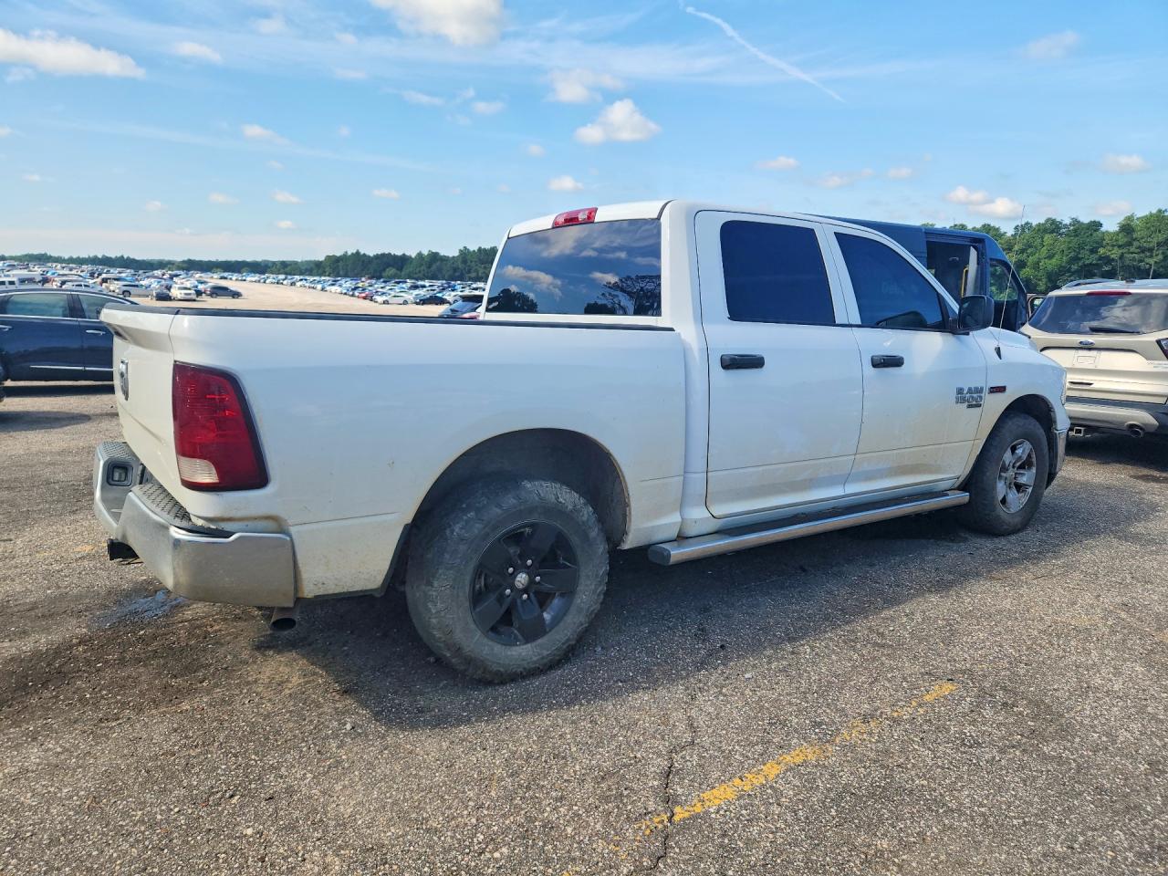 1C6RR6KM7KS723004 · 2019 RAM 1500 CLASSIC · 3/12