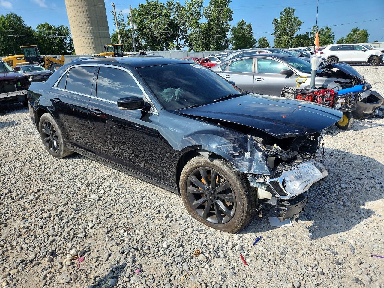 2C3CCARG6GH262044 · 2016 CHRYSLER 300 · 4/12