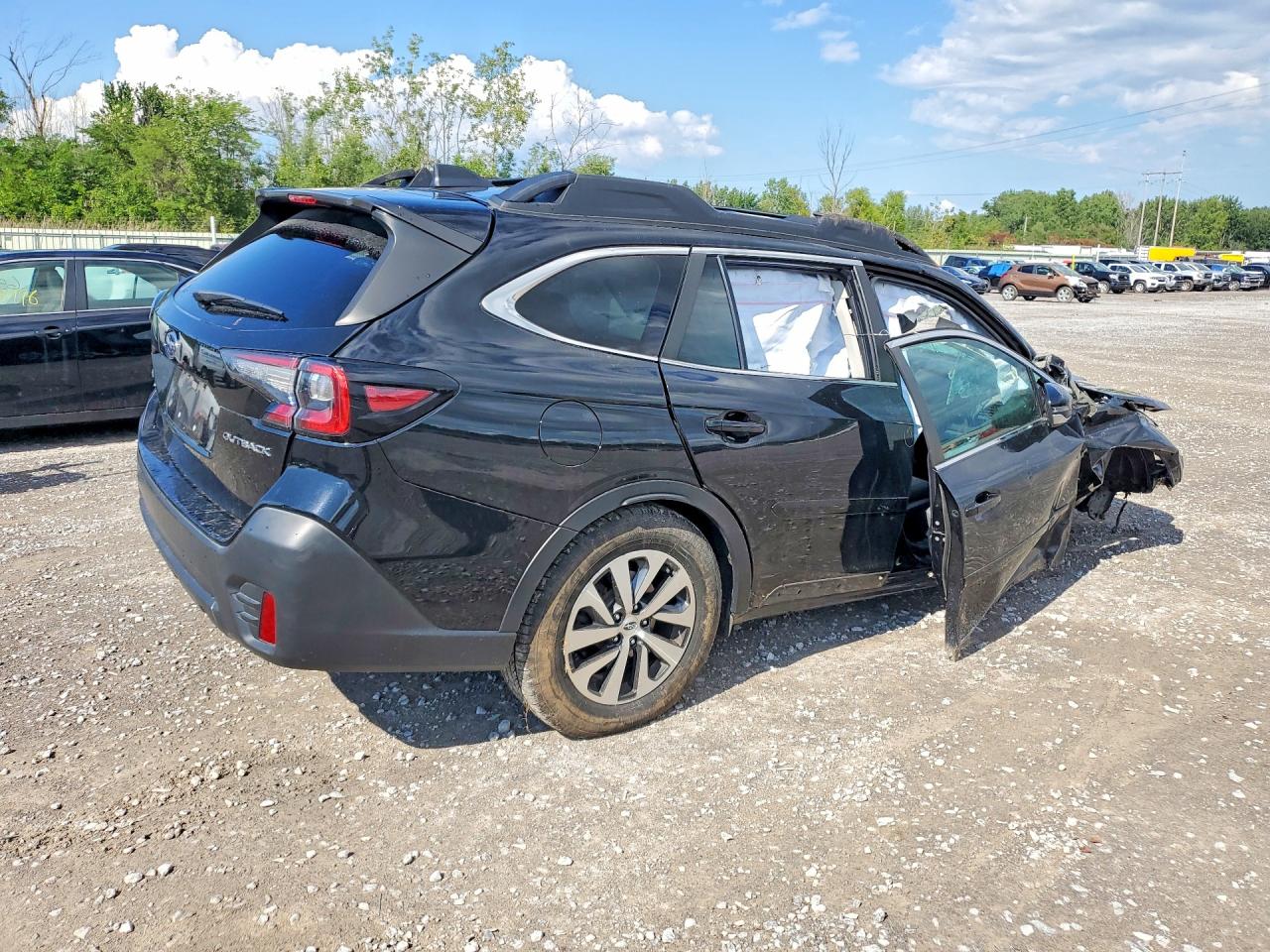 4S4BTADC9N3167288 · 2022 SUBARU OUTBACK · 3/13