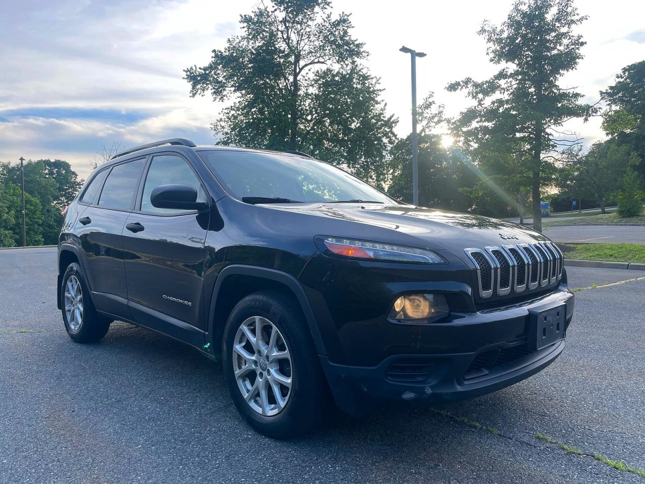 1C4PJMAS2GW220671 · 2016 JEEP CHEROKEE