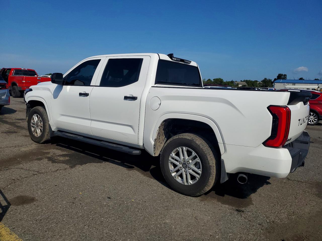 5TFKB5DBXTX376843 · 2026 TOYOTA TUNDRA · 2/13
