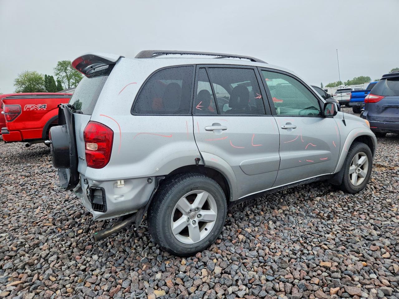JTEHD20V246019954 · 2004 TOYOTA RAV4 · 3/13
