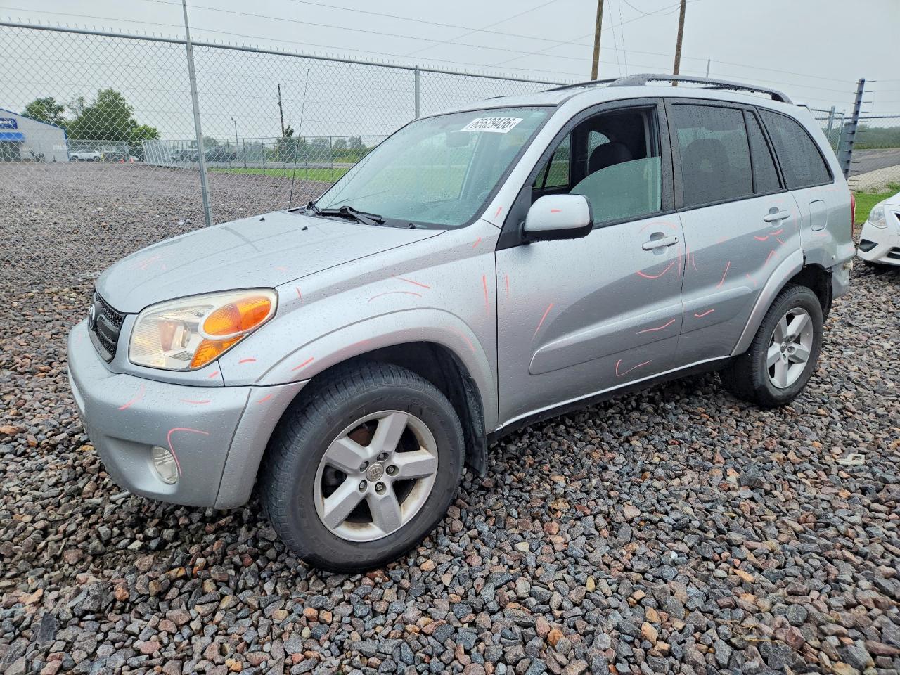 2004 TOYOTA RAV4