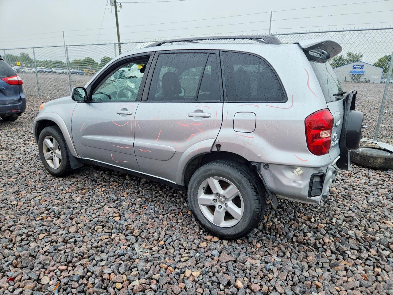 JTEHD20V246019954 · 2004 TOYOTA RAV4 · 2/13
