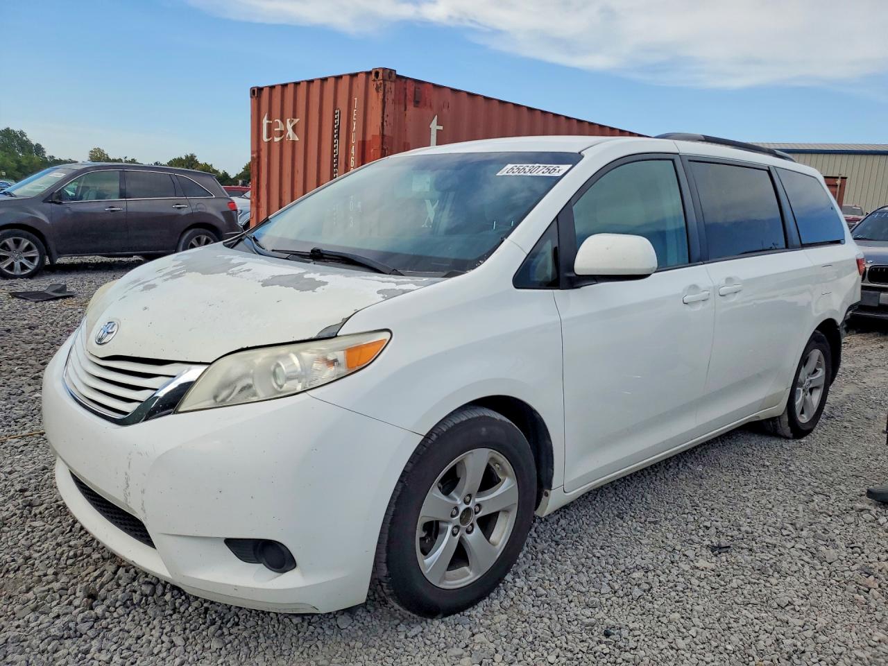 5TDKZ3DC0HS825369 · 2017 TOYOTA SIENNA