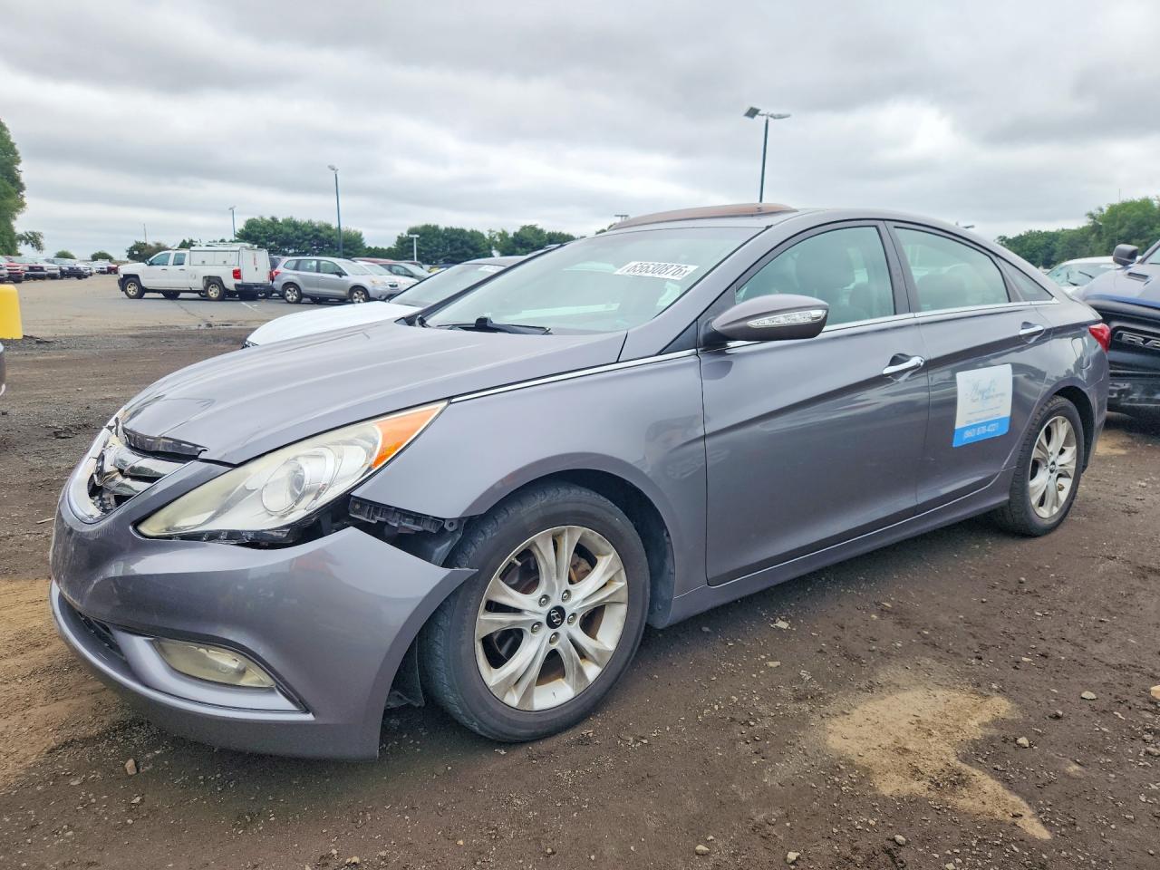 5NPEC4AC9BH156914 · 2011 HYUNDAI SONATA