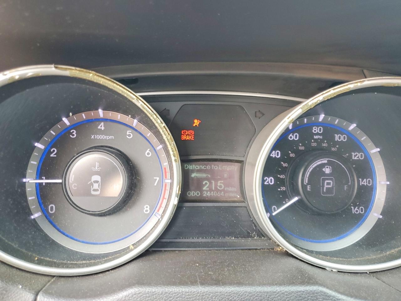5NPEB4AC9BH239911 · 2011 HYUNDAI SONATA · 9/12