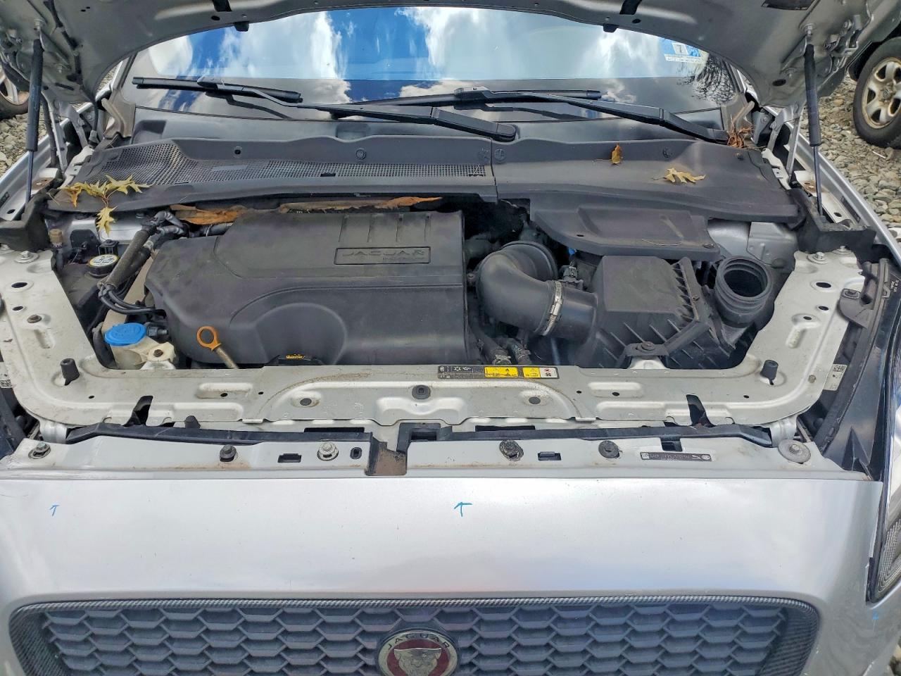 SADFJ2FX6J1Z05110 · 2018 JAGUAR E-PACE · 11/12