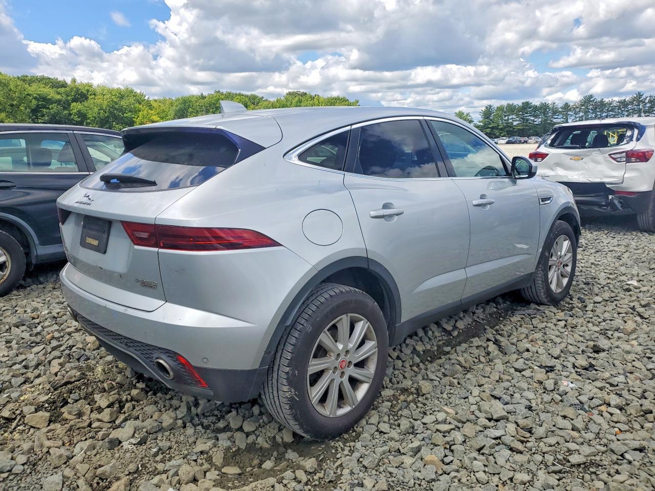 SADFJ2FX6J1Z05110 · 2018 JAGUAR E-PACE · 3/12