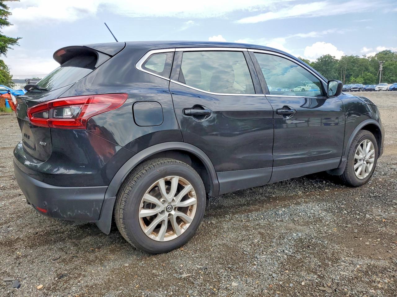 JN1BJ1AW8MW669105 · 2021 NISSAN ROGUE SPORT · 3/12