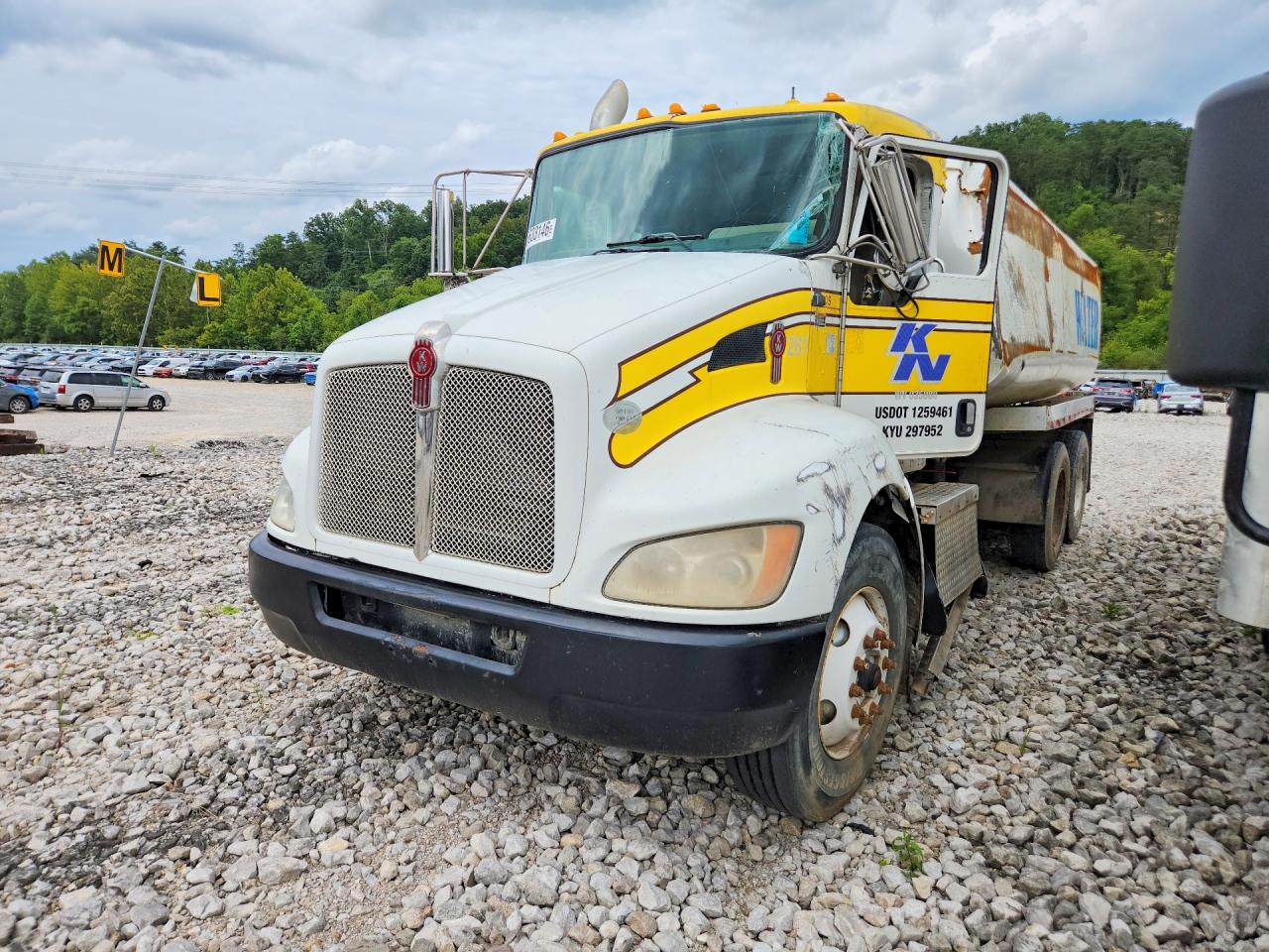 2XKHDN9X99M250863 · 2009 KENWORTH T370