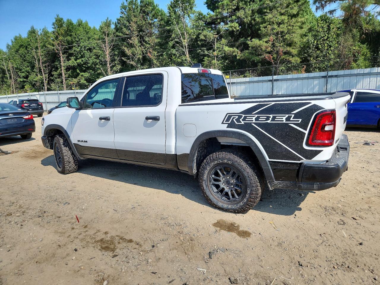 1C6SRFLP8TN264088 · 2026 RAM 1500 · 2/12