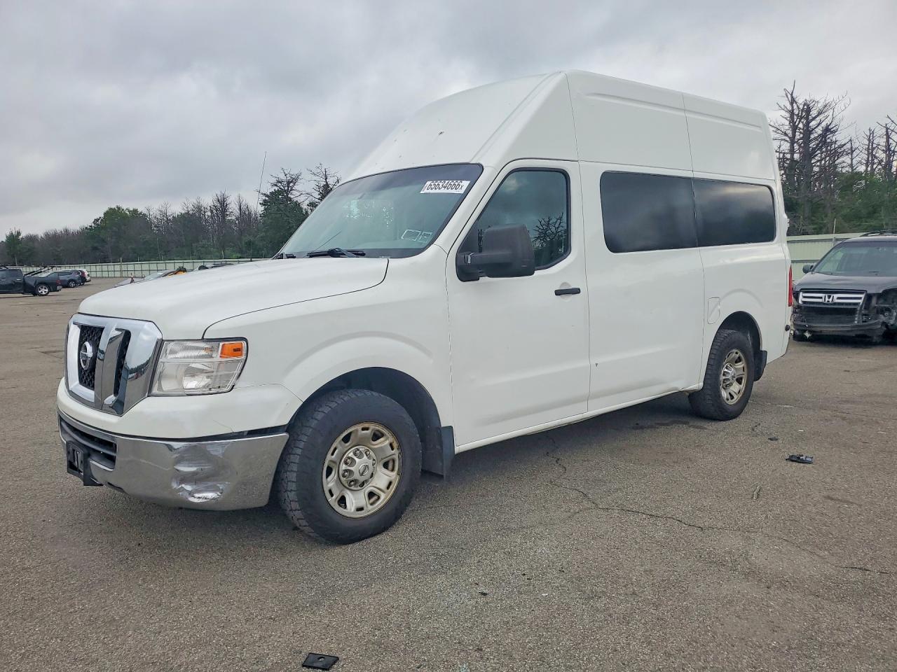 2013 NISSAN NV