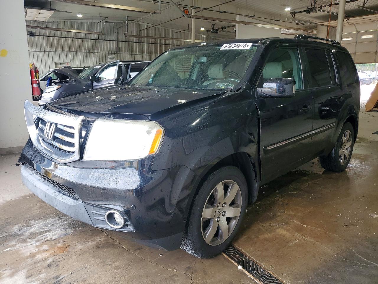 5FNYF4H90FB039662 · 2015 HONDA PILOT