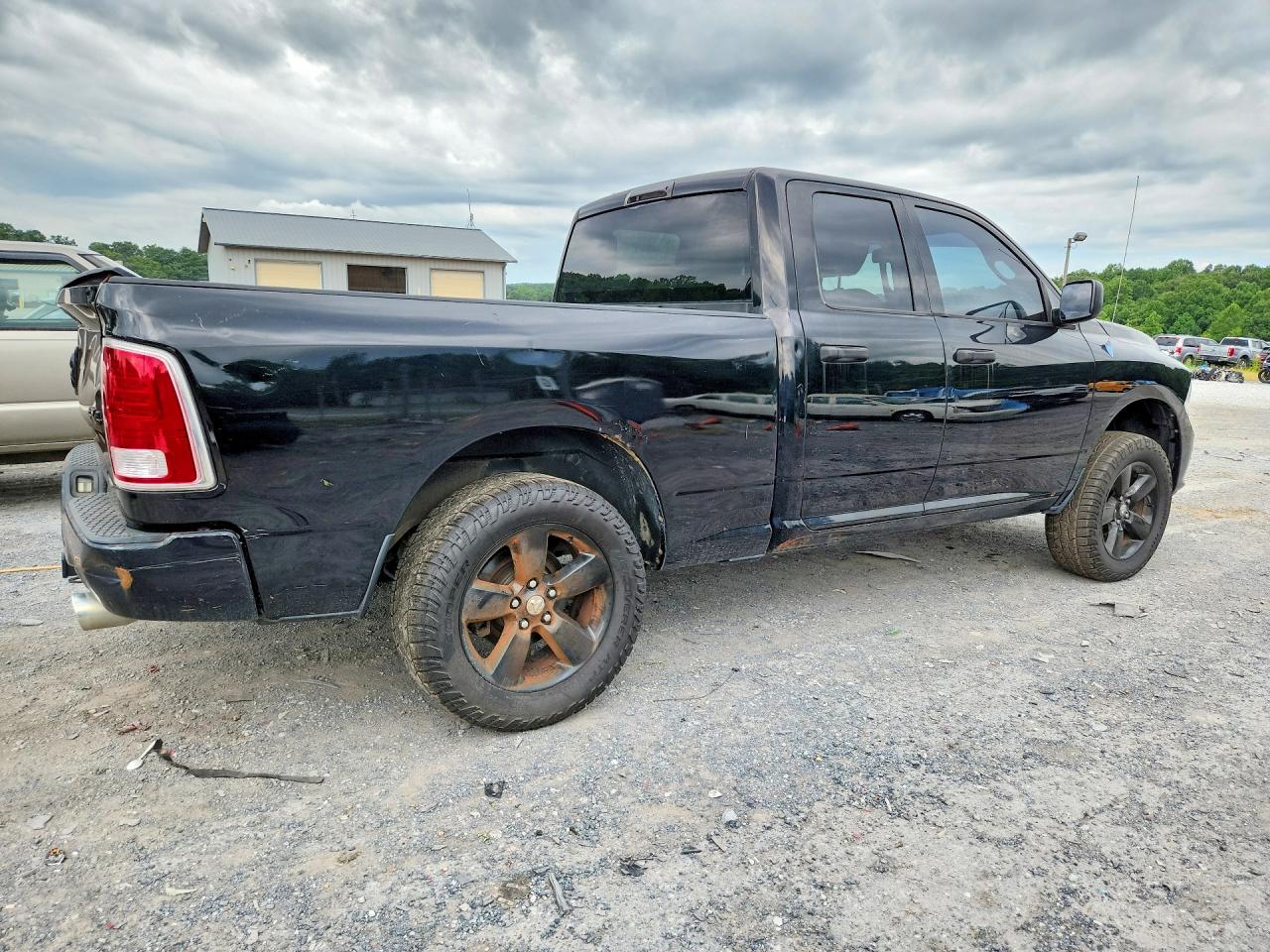 1C6RR7FT1DS720917 · 2013 RAM 1500 · 3/12
