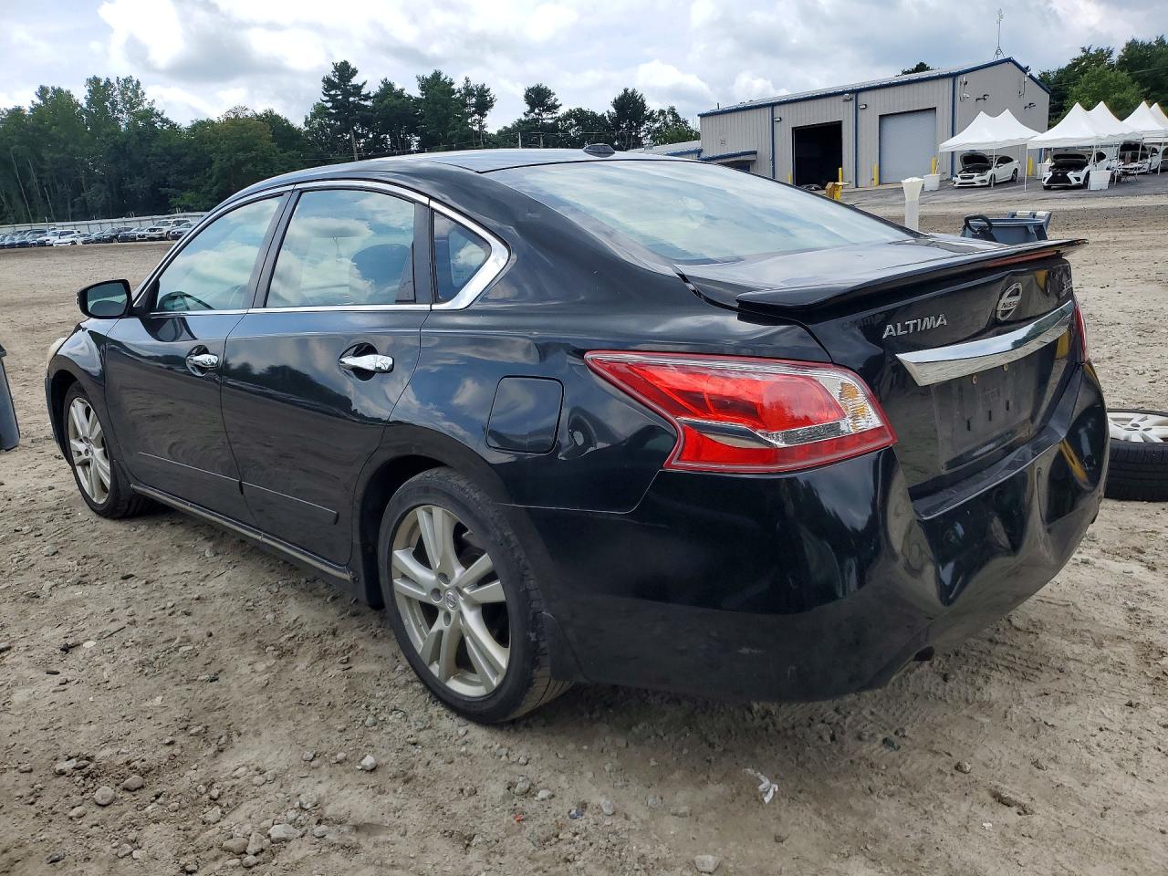 1N4BL3AP4DC246900 · 2013 NISSAN ALTIMA · 2/13
