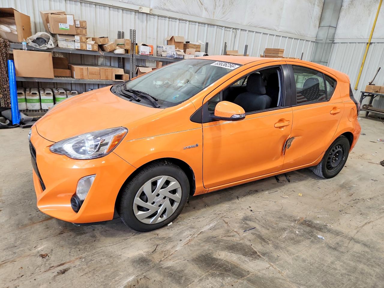 JTDKDTB34F1111742 · 2015 TOYOTA PRIUS C