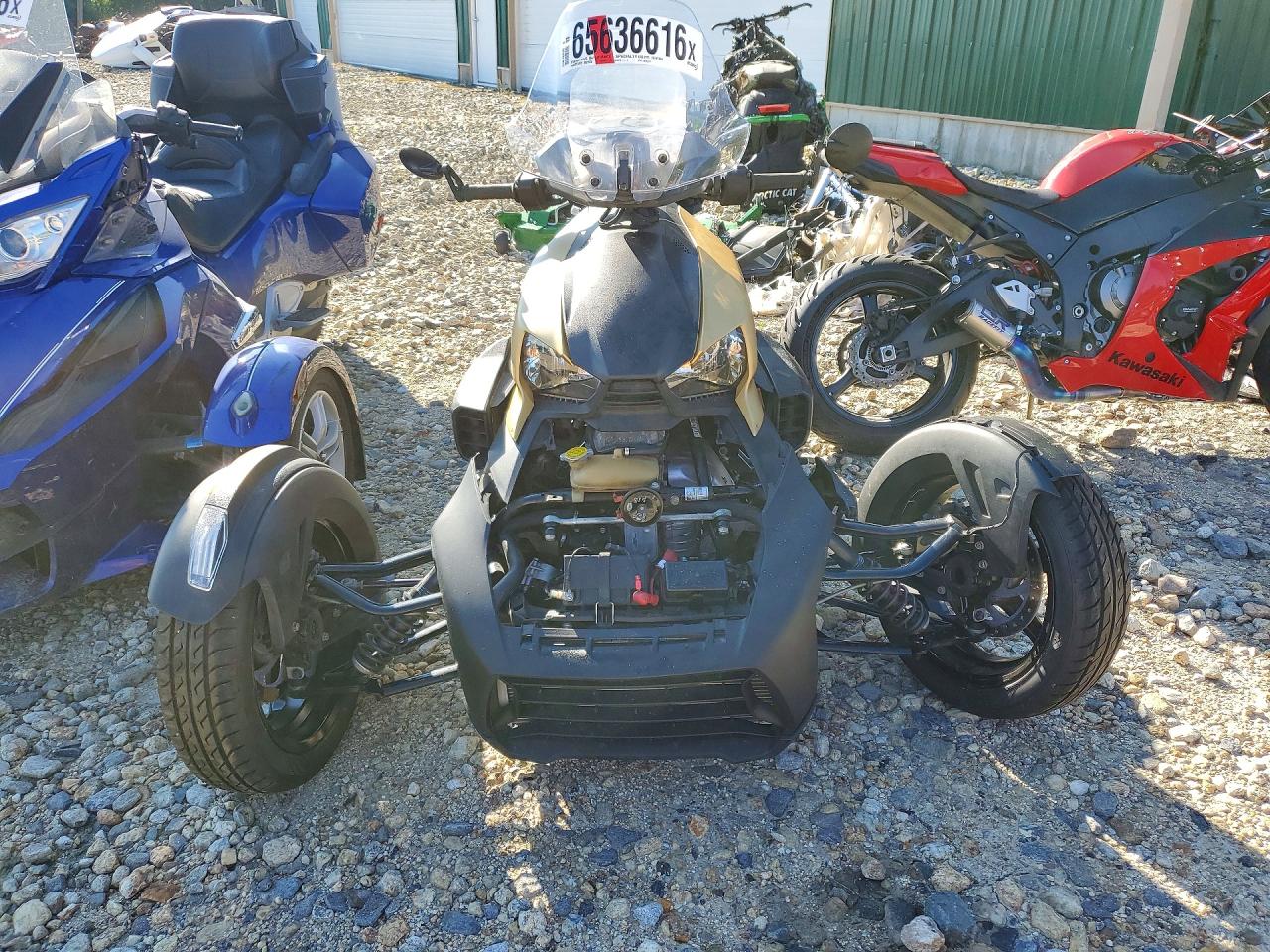3JB2JEG41PJ004274 · 2023 CAN-AM RYKER · 2/9