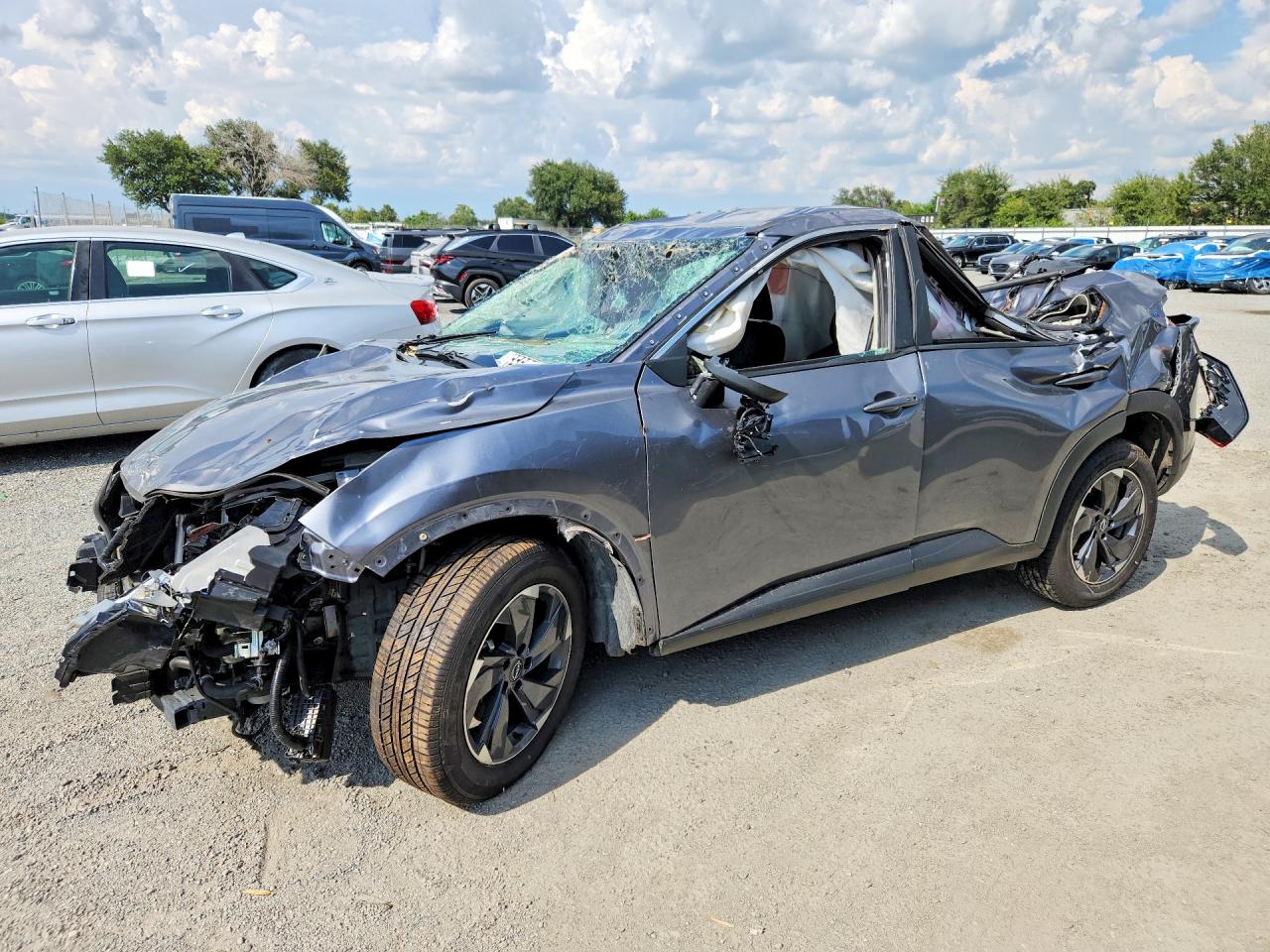 5N1BT3BAXSC810305 · 2025 NISSAN ROGUE