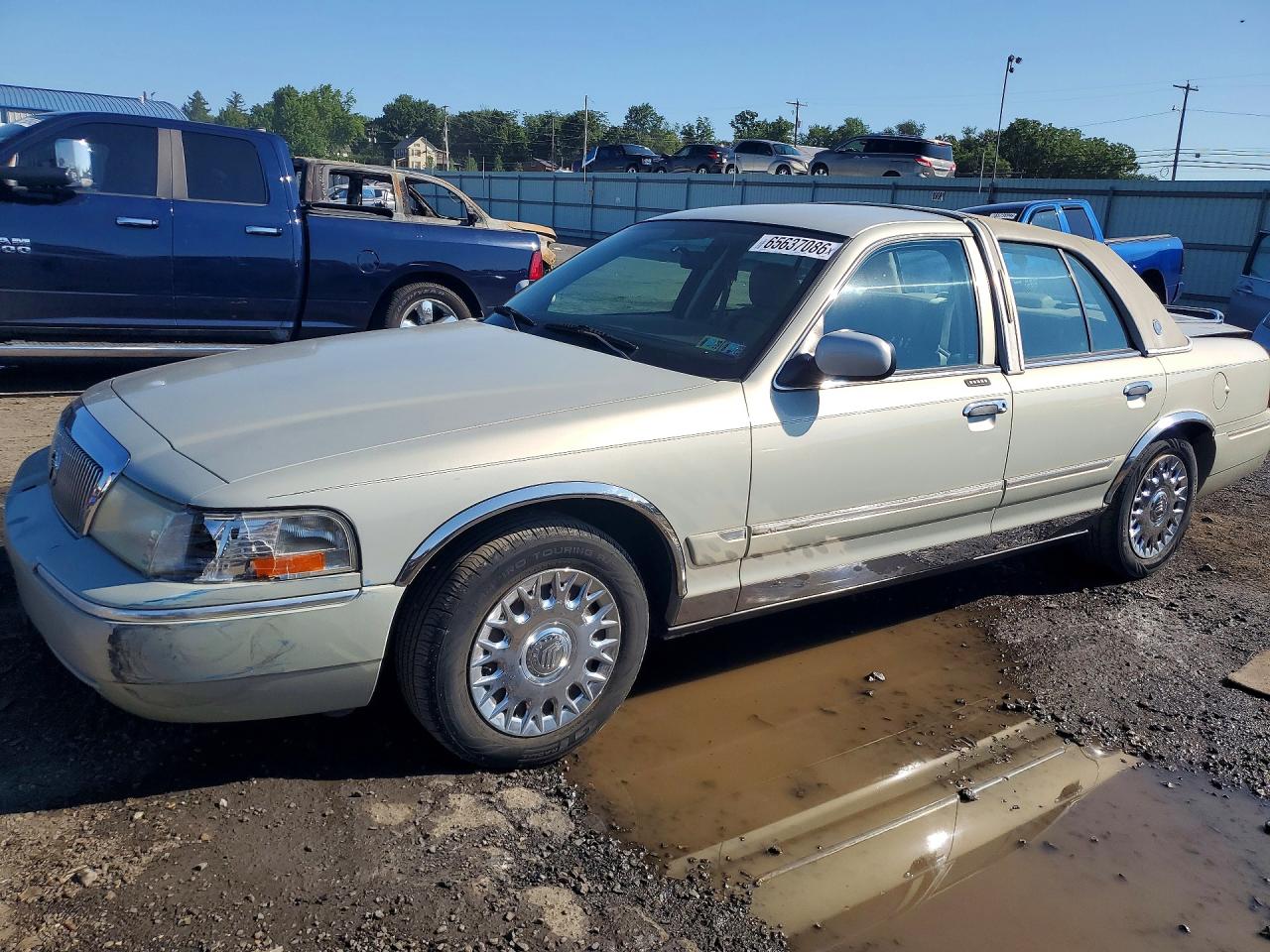 2004 MERCURY GRAND MARQUIS