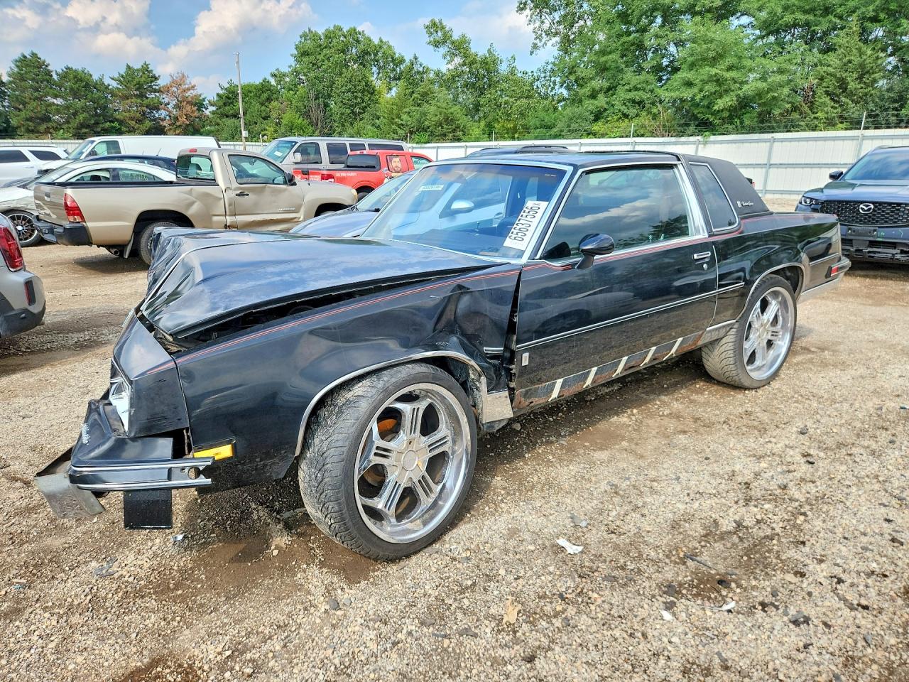 1G3GM47Y9FR411651 · 1985 OLDSMOBILE CUTLASS SUPREME
