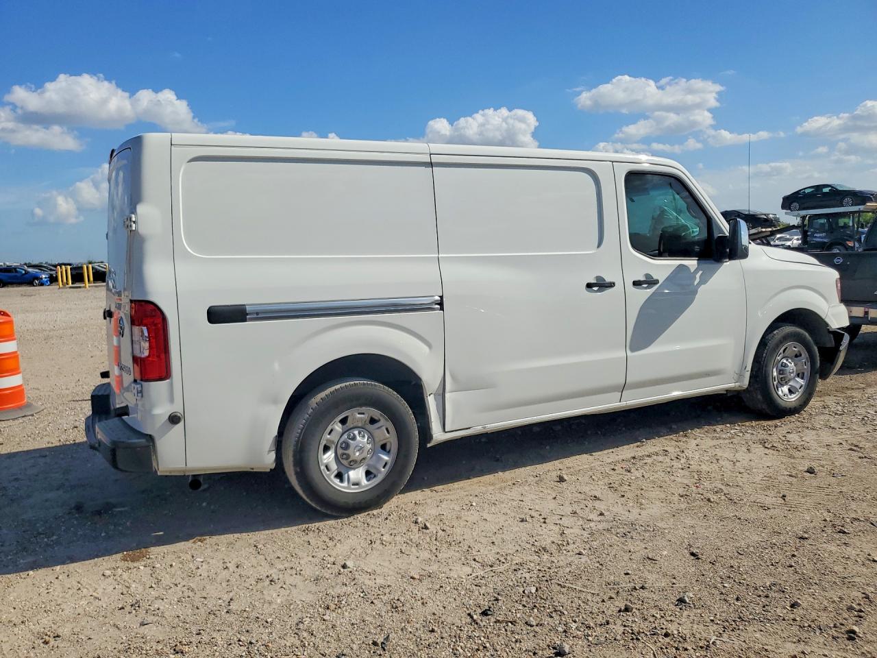 1N6AF0KY7LN808551 · 2020 NISSAN NV · 3/13