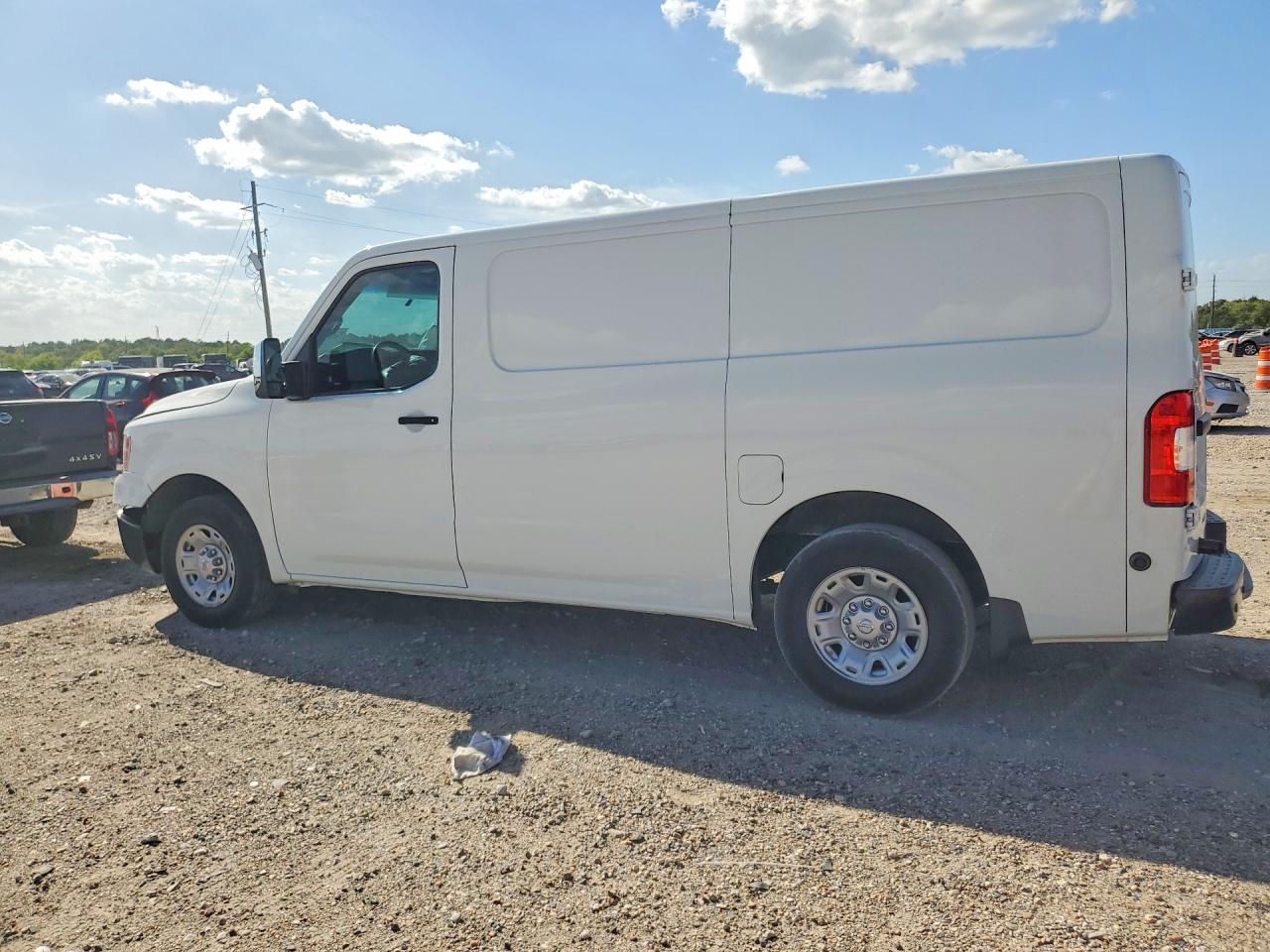 1N6AF0KY7LN808551 · 2020 NISSAN NV · 2/13