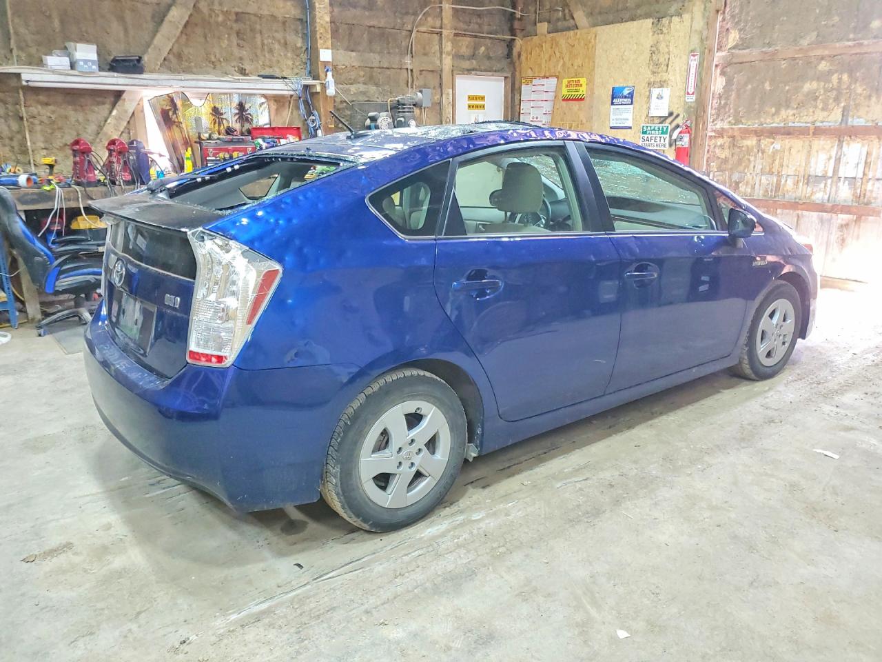 JTDKN3DU6B0316076 · 2011 TOYOTA PRIUS · 3/12