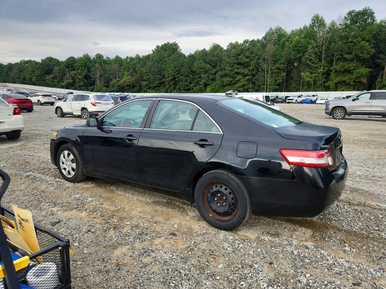 4T1BF3EK5BU717973 · 2011 TOYOTA CAMRY · 2/12