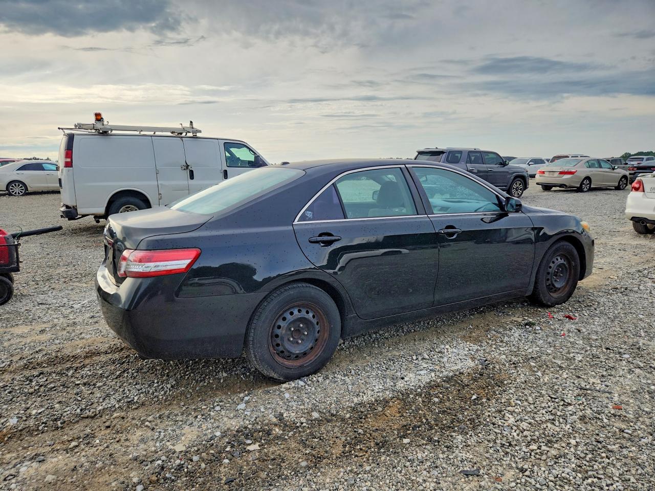 4T1BF3EK5BU717973 · 2011 TOYOTA CAMRY · 3/12